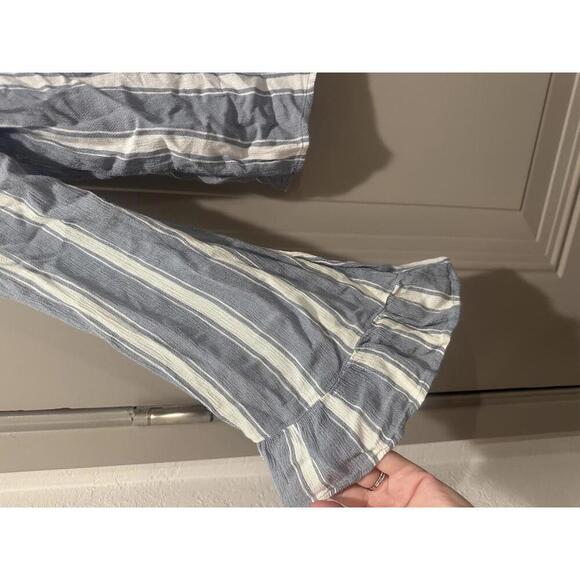 American Eagle Outfitters Women's Striped Ruffle Front Blouse - Picture 2 of 6